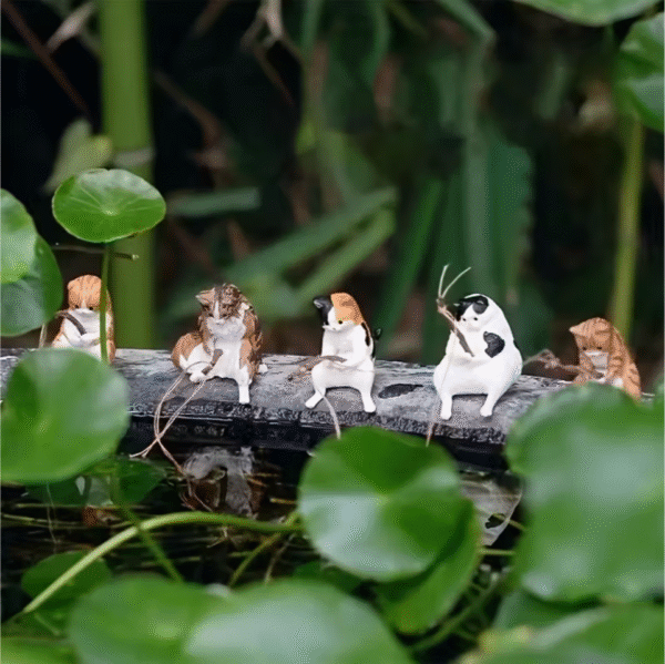 Screenshot 2025-11-30 at 17.36.29 4 Piece Cat Fishing Figurines