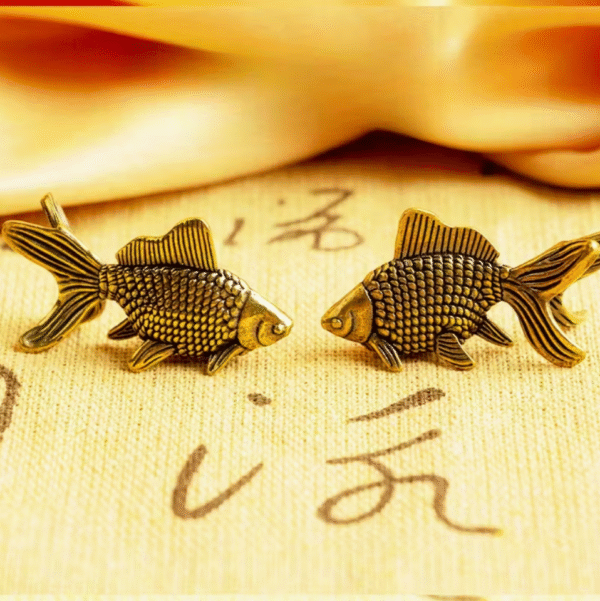 Vintage Metal Goldfish Figurine set